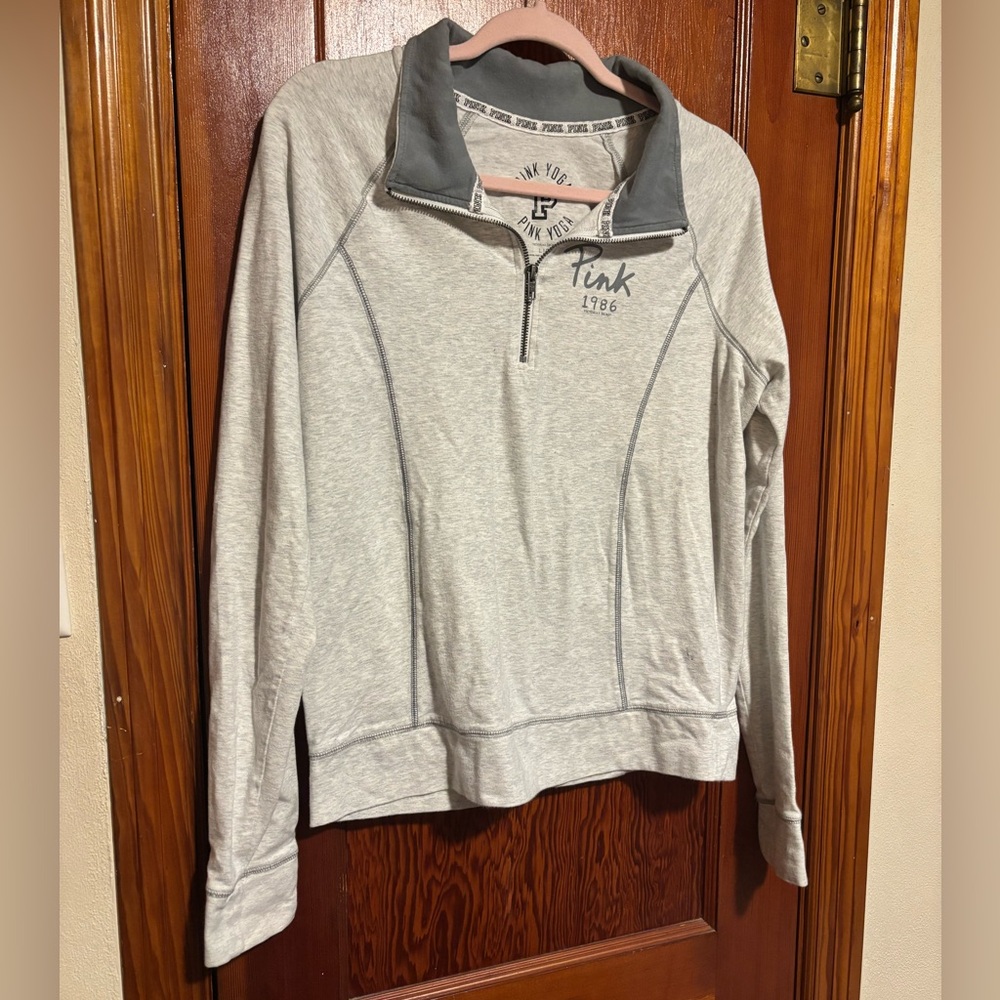 VICTORIAS SECRET PINK YOGA Light Gray Quarter Zip Sweatshirt Woman’s Size Large